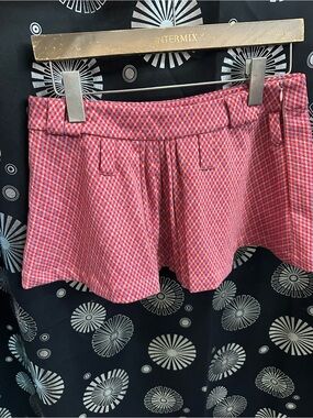 Damaskeen Casual Sports  skirt.